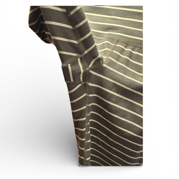 Athleta Chaturanga Green Stripe Crop Leggings Small - Picture 4 of 5